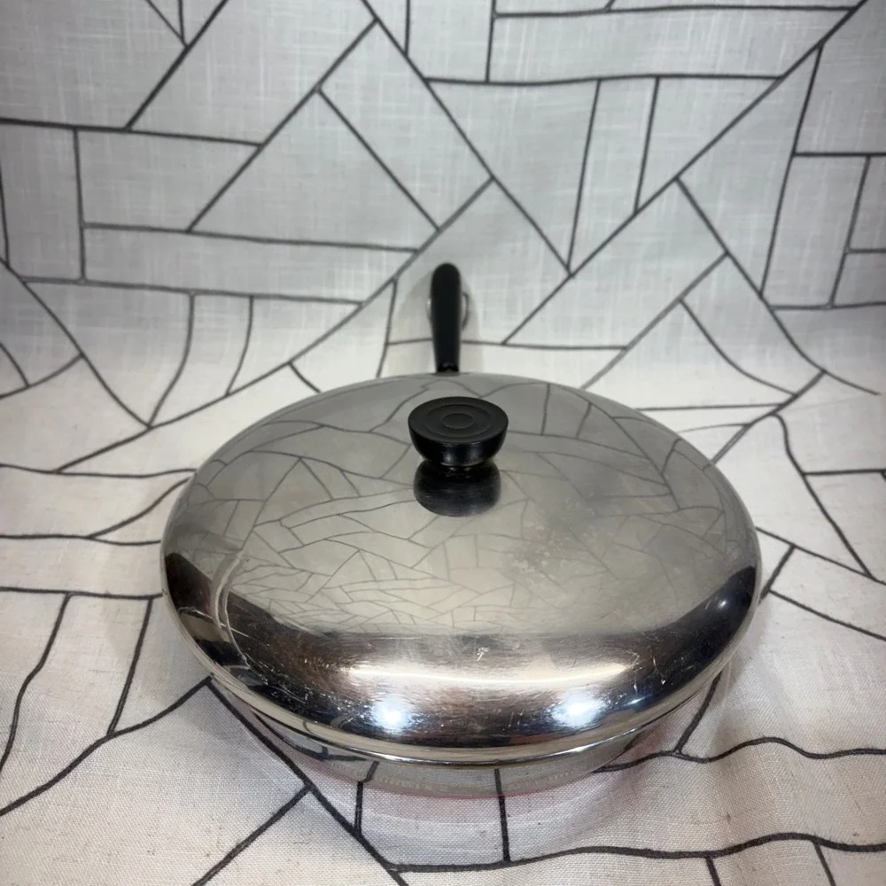 Revere Ware Skillet 10 Inch Copper Bottom Stainless Steel Frying Pan with Lid
